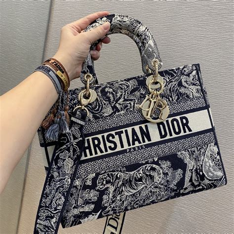 dior包包